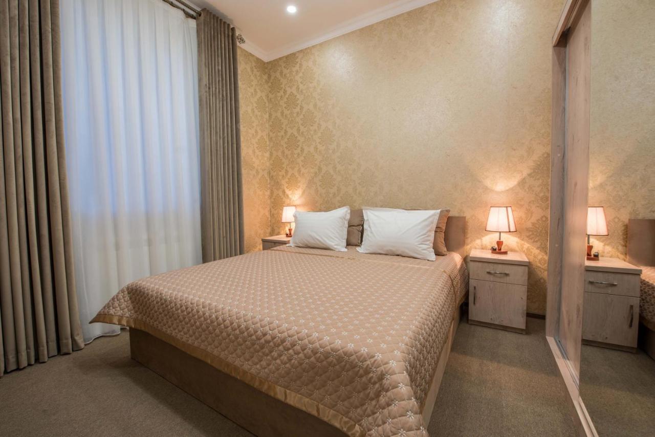 Huzur Hotel Tasjkent Eksteriør bilde