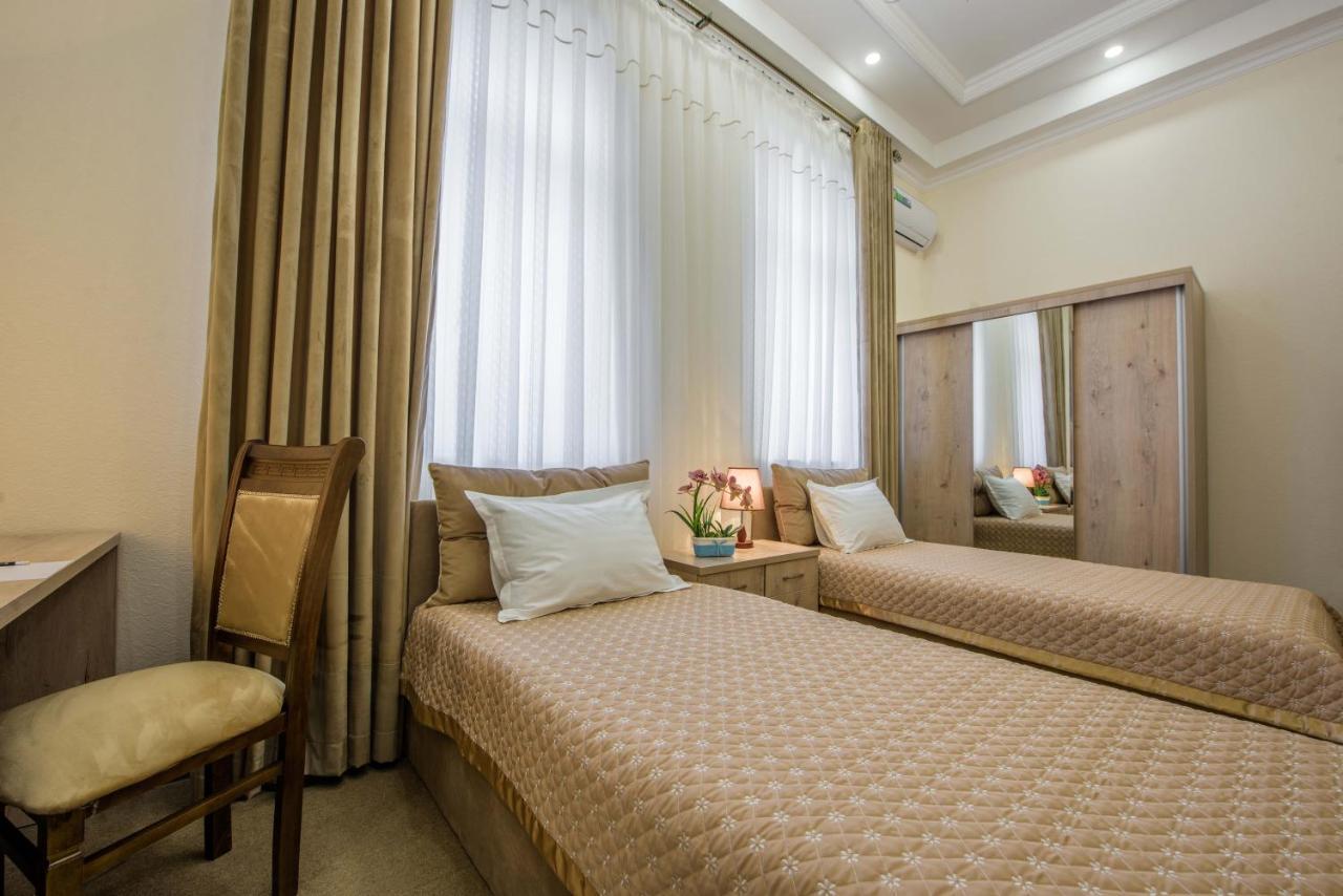 Huzur Hotel Tasjkent Eksteriør bilde